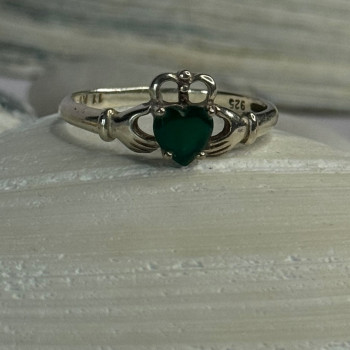 Beautiful Design 925 Sterling Silver Emerald Heart Ring Size 11