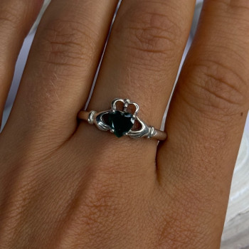 Beautiful Design 925 Sterling Silver Emerald Heart Ring Size 11