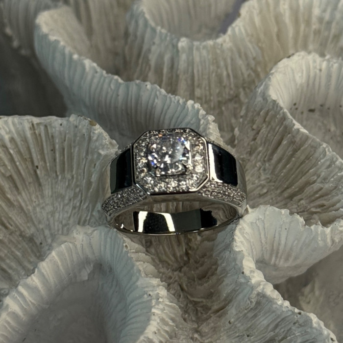 Mens 925 Sterling Silver CZ Ring Size 10