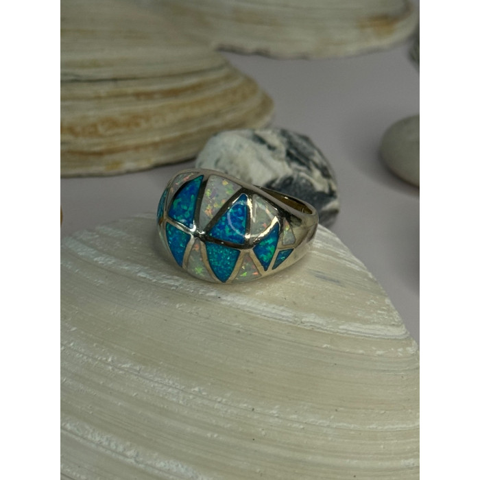 Classy Design 925 Sterling Silver Opal Ring Size 8.5