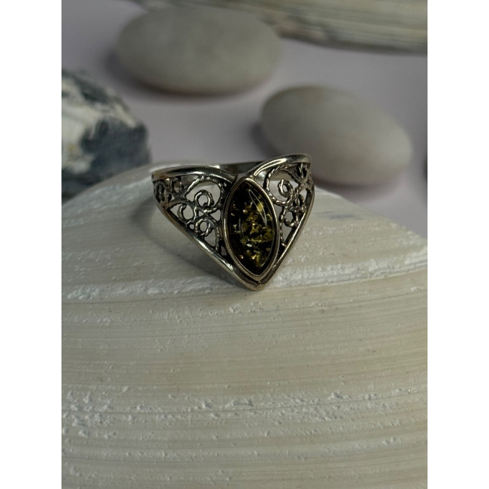 Vintage Classy Design 925 Sterling Silver Amber Ring Size 6