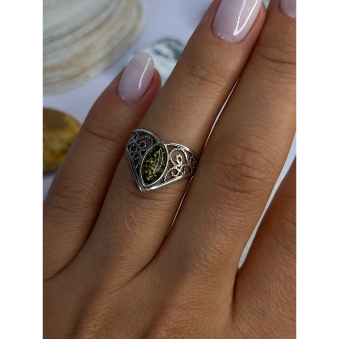 Vintage Classy Design 925 Sterling Silver Amber Ring Size 6