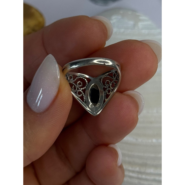 Vintage Classy Design 925 Sterling Silver Amber Ring Size 6