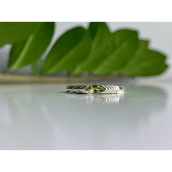 925 Sterling Silver Peridot Ring Size 10.25