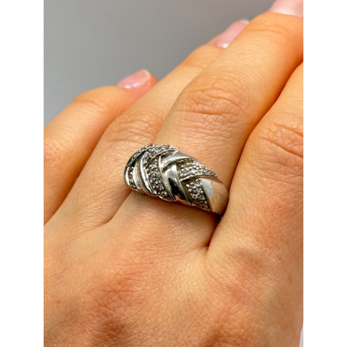 925 Sterling Silver Diamonds Ring Size 8