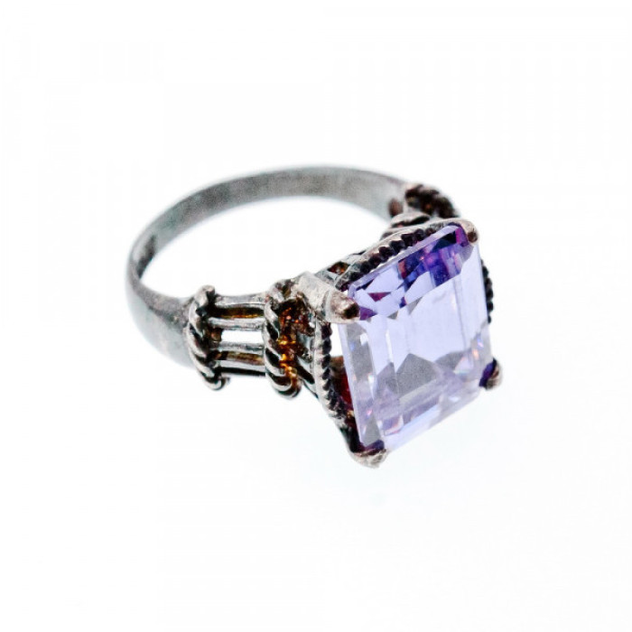925 Sterling Silver Amethyst Ring Size 6.75