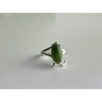 925 Sterling Silver Green Nephrite Ring Size 6.5