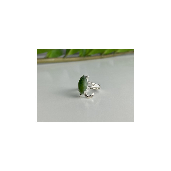 925 Sterling Silver Green Nephrite Ring Size 6.5
