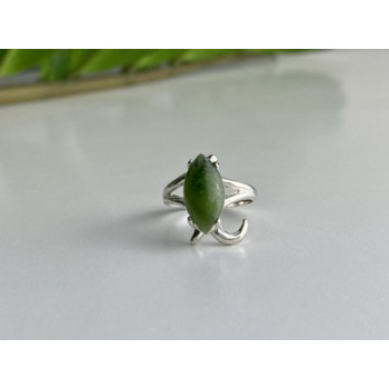 925 Sterling Silver Green Nephrite Ring Size 6.5