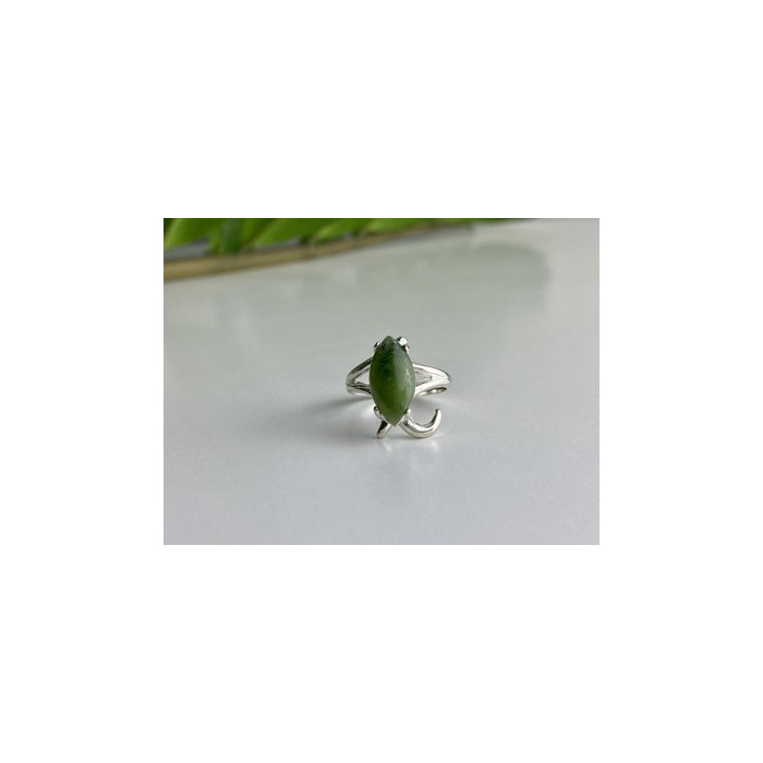 925 Sterling Silver Green Nephrite Ring Size 6.5