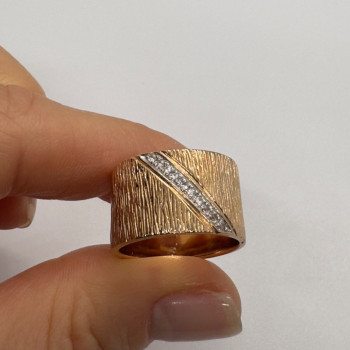 925 Sterling Silver Gold Plated CZ Ring Size 7