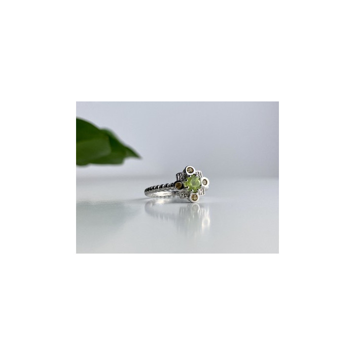 925 Sterling Silver Peridot, Citrine & White Sapphire Ring Size 7