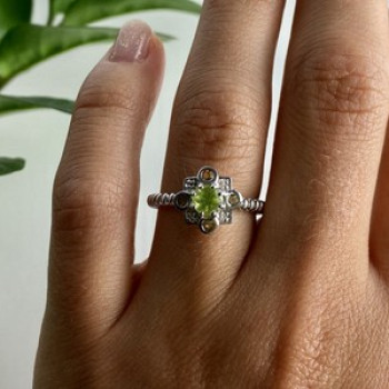925 Sterling Silver Peridot, Citrine & White Sapphire Ring Size 7