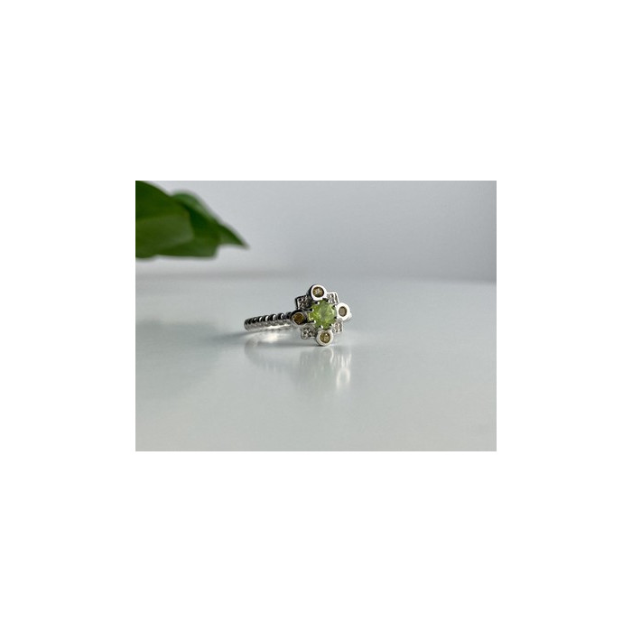 925 Sterling Silver Peridot, Citrine & White Sapphire Ring Size 7