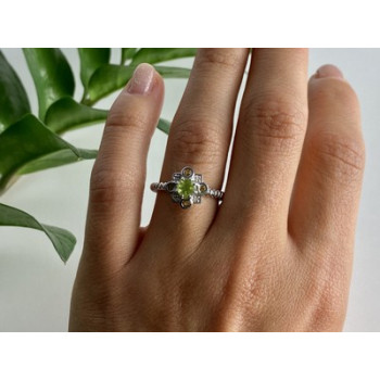 925 Sterling Silver Peridot, Citrine & White Sapphire Ring Size 7