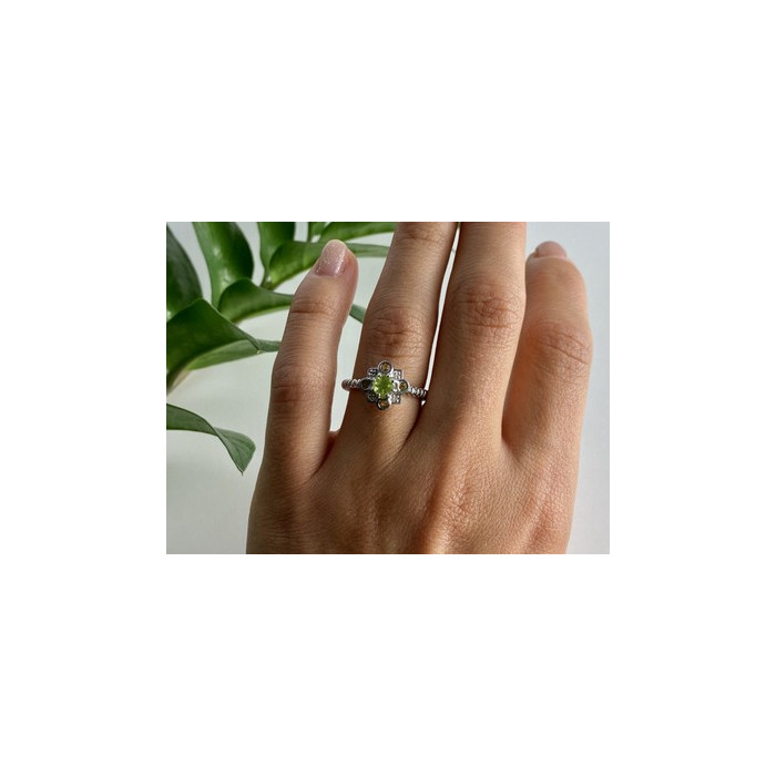 925 Sterling Silver Peridot, Citrine & White Sapphire Ring Size 7