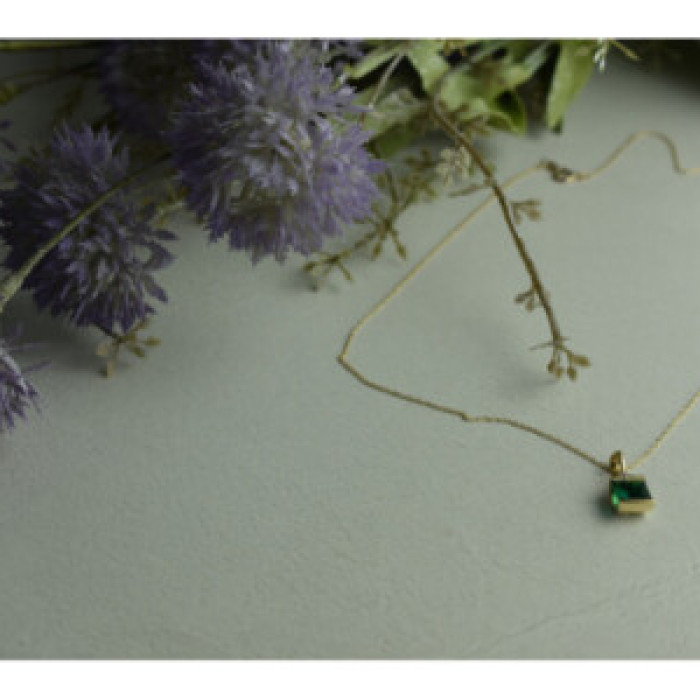10K Yellow Gold Emerald & Diamonds Chain With Pendant