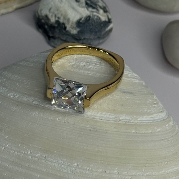 Classy Design 925 Sterling Silver Gold Plated Cz Ring Size 10