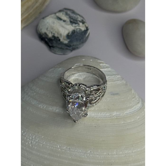 Elegant Design 925 Sterling Silver Beryl Ring Size 8