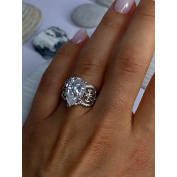 Elegant Design 925 Sterling Silver Beryl Ring Size 8