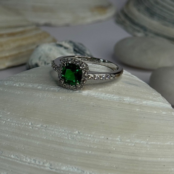 925 Sterling Silver Emerald & Beryl Ring Size 7