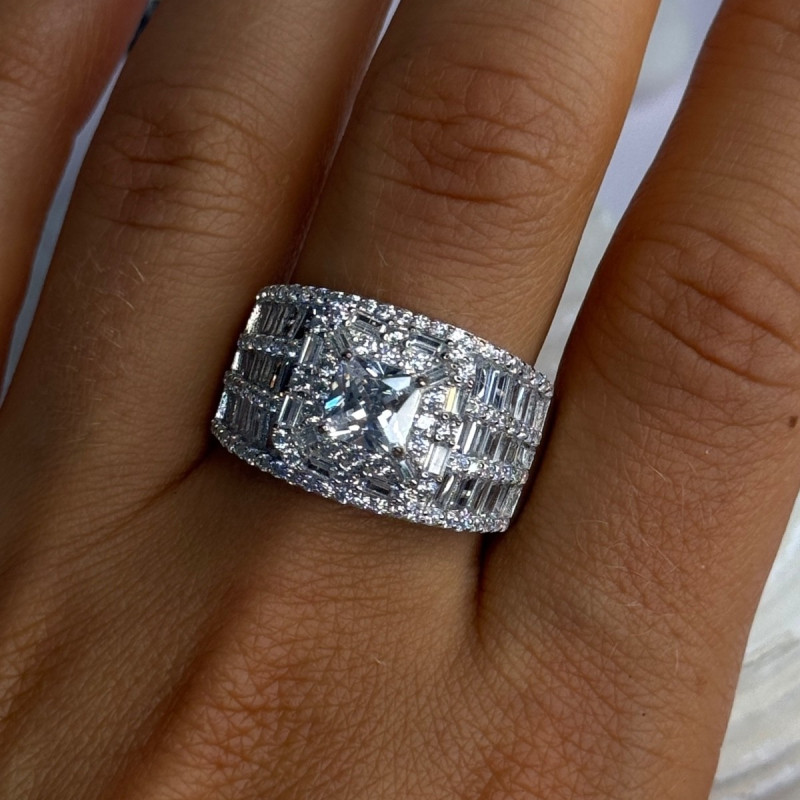 Shiny 925 Sterling Silver Cz Ring Size 11