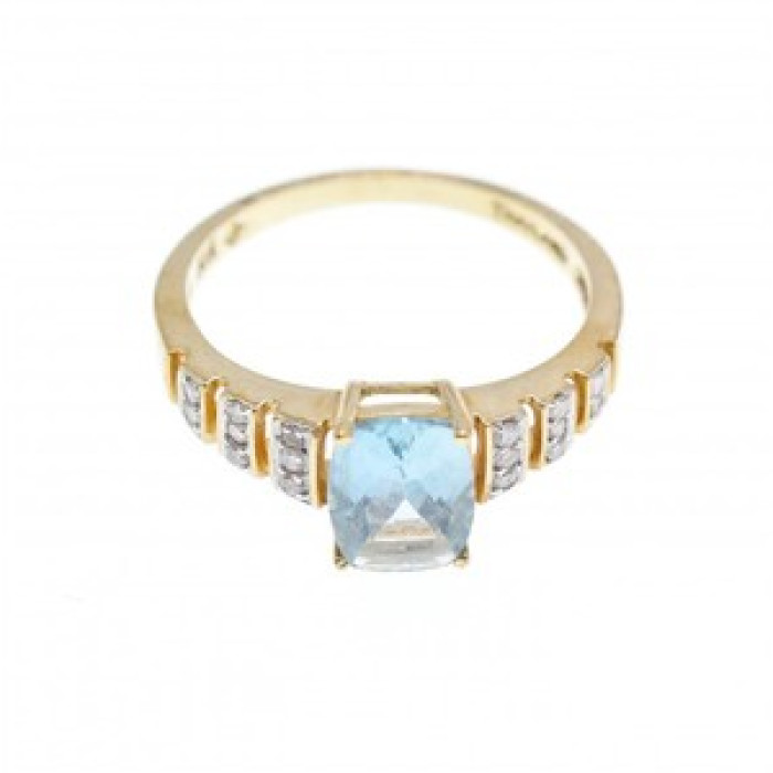 10K Yellow Gold Aquamarine & Diamonds Ring Size 7