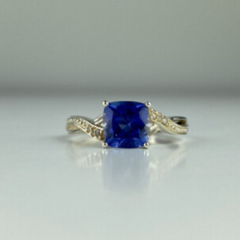 925 Sterling Silver Iolite & CZ Ring Size 6.75