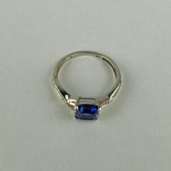 925 Sterling Silver Iolite & CZ Ring Size 6.75