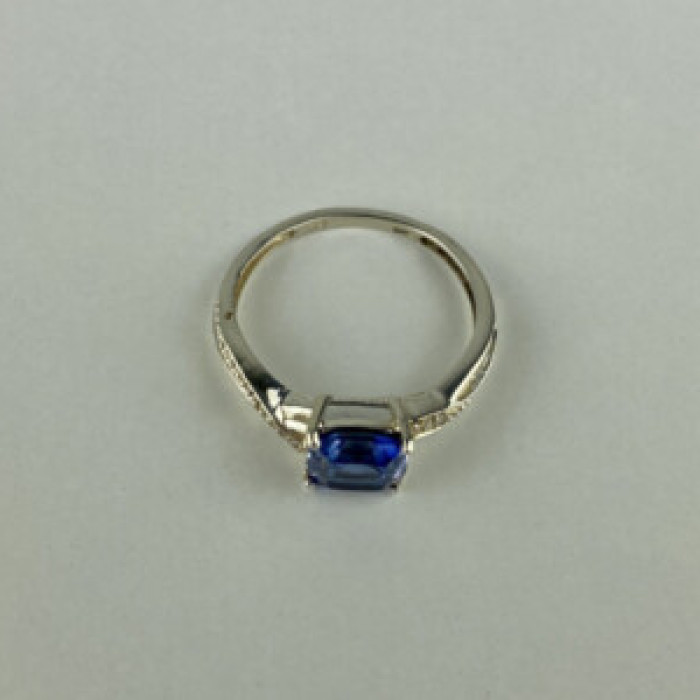 925 Sterling Silver Iolite & CZ Ring Size 6.75