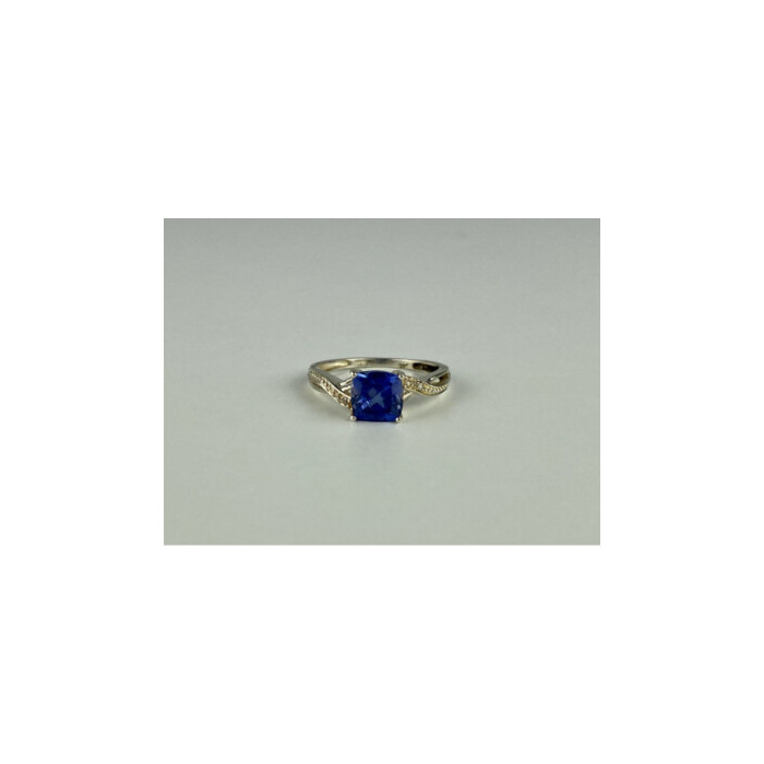 925 STERLING SILVER IOLITE & CZ RING SIZE 6.75