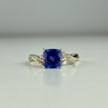 925 Sterling Silver Iolite & CZ Ring Size 6.75