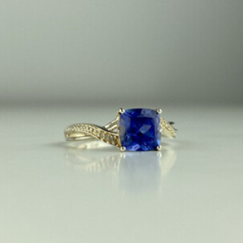 925 Sterling Silver Iolite & CZ Ring Size 6.75