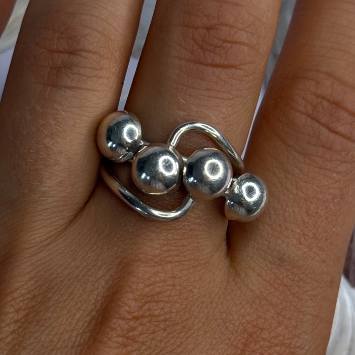 Unique Design 925 Sterling Silver Ring Size 8