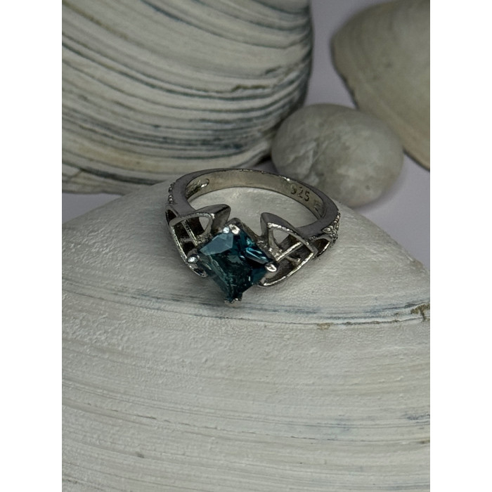 925 Sterling Silver Aquamarine Ring Size 6