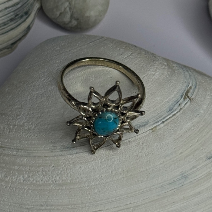 925 Sterling Silver Turquoise Ring Size 8