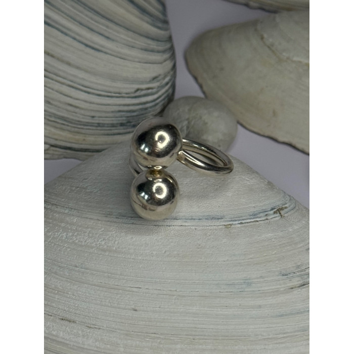 Unique Design 925 Sterling Silver Ring Size 6