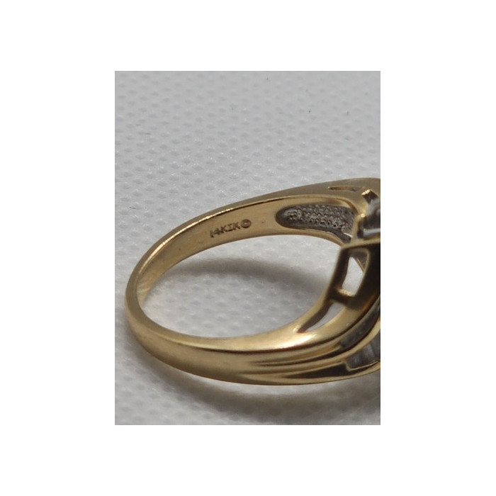 14K YELLOW GOLD SAPPHIRE & DIAMONDS RING  SIZE 5.5