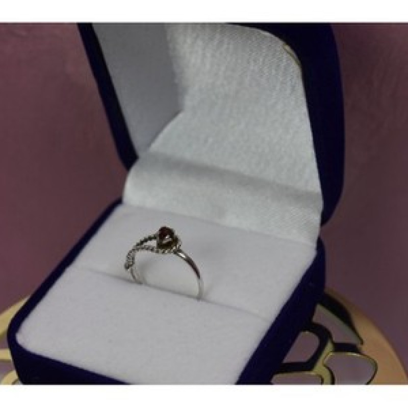 925 Sterling Silver Garnet Ring Size 5.5