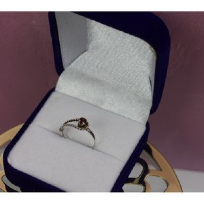 925 Sterling Silver Garnet Ring Size 5.5