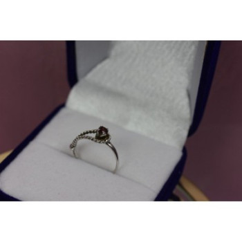 925 Sterling Silver Garnet Ring Size 5.5