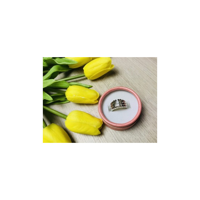 925 Sterling Silver CZ Ring Size 7.5