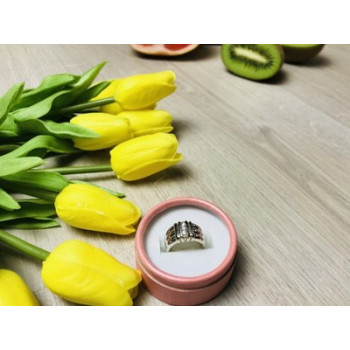 925 Sterling Silver CZ Ring Size 7.5