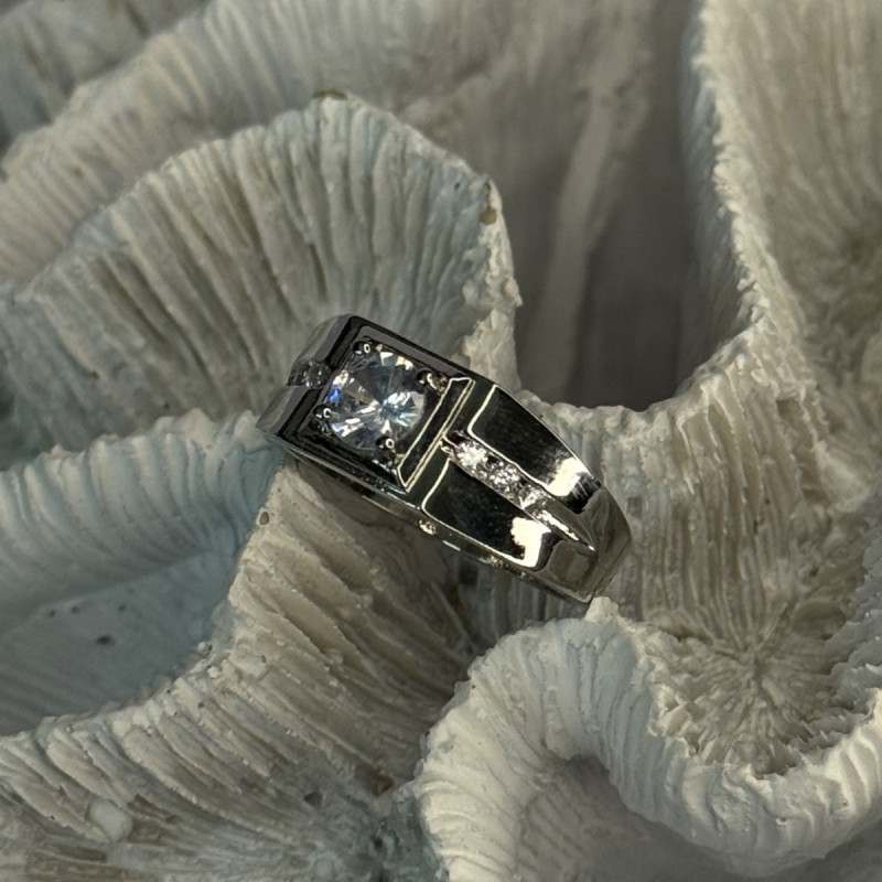 Mens 925 Sterling Silver CZ Ring Size 10