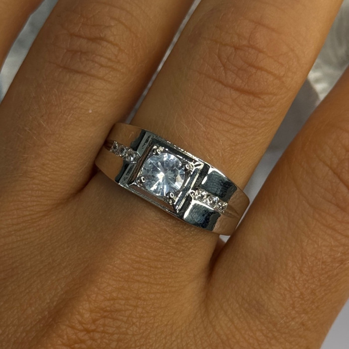 Mens 925 Sterling Silver CZ Ring Size 10