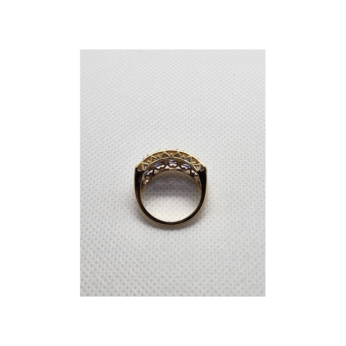 14K YELLOW GOLD  & TANZANITE RING  SIZE 5.5