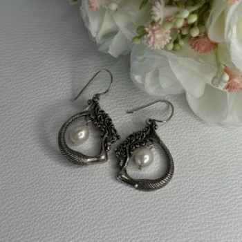 Vintage 925 Sterling Silver Pearl Earrings Length 1.50 Inch