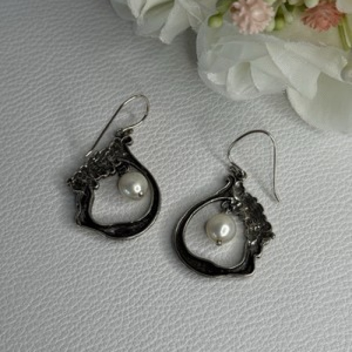 Vintage 925 Sterling Silver Pearl Earrings Length 1.50 Inch