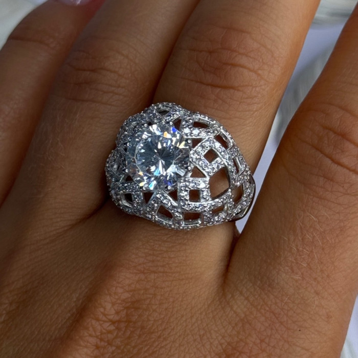 Shiny 925 Sterling Silver Cz Ring Size 9