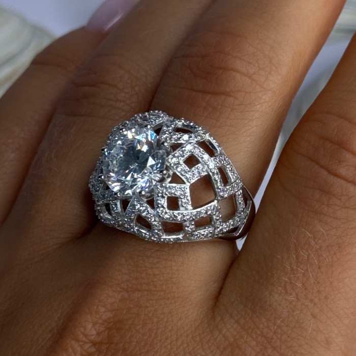 Shiny 925 Sterling Silver Cz Ring Size 9